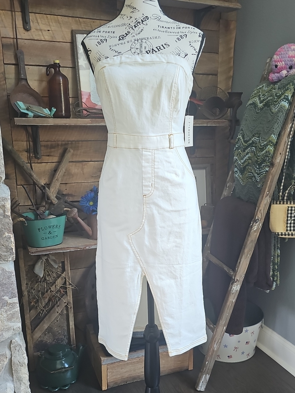 7th & Hudson Ivory Denim Strapless Cutout MIDI Dress NWT